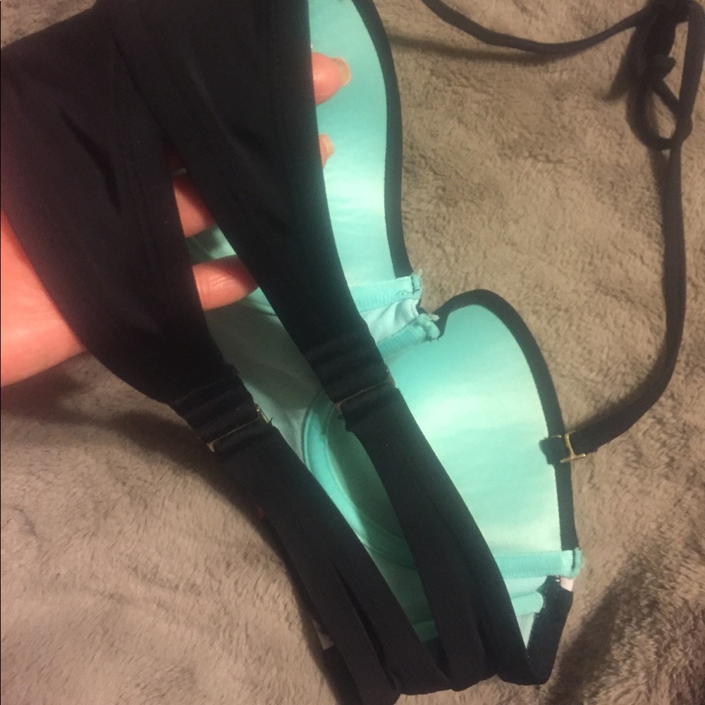 Bikini Top Only 👙 - Picture 3 of 4
